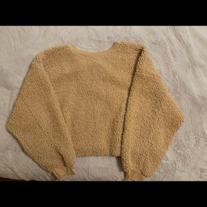 Wild fable XXL fuzzy crop sweater!